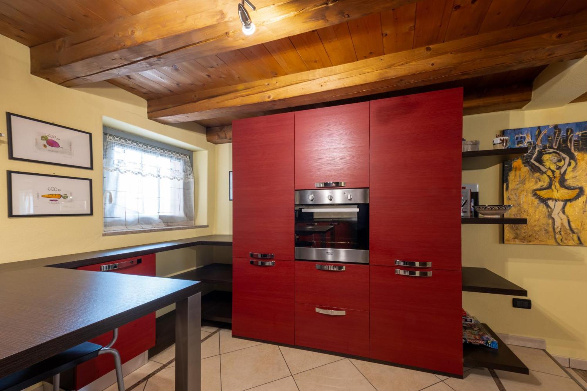 Alpine Apartment Aosta Bagian luar foto